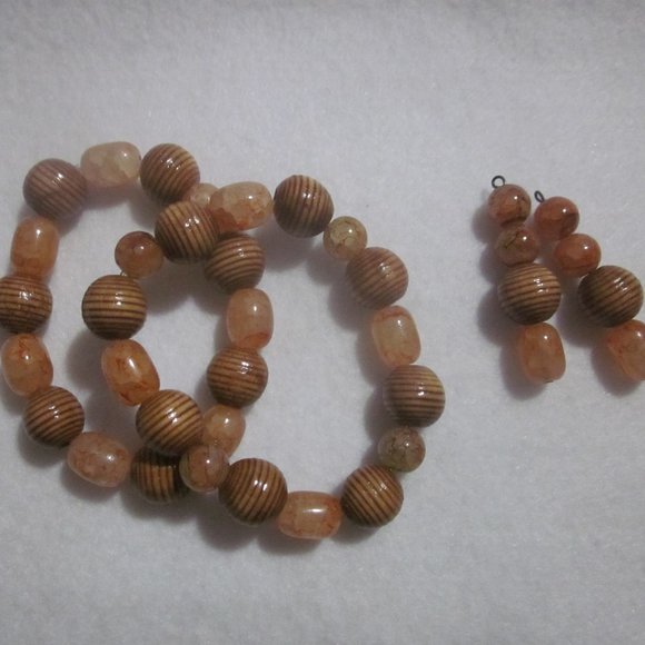 Wood & Natural Color Stretch Bracelet & Earring Set - Picture 1 of 5